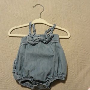 Ruffle Butts Chambray 0-3month bow front romper